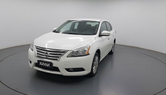 Nissan • Sentra