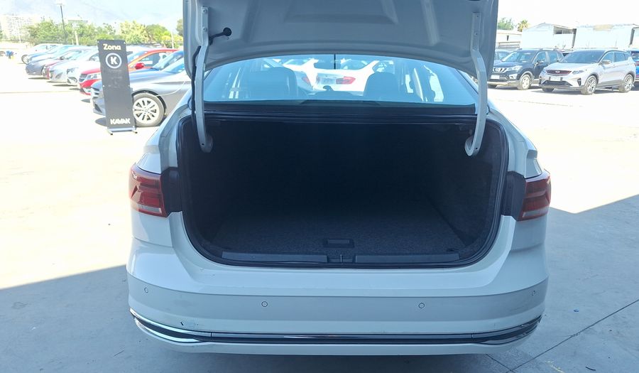 Volkswagen Virtus 1.6 HIGHLINE Sedan 2019