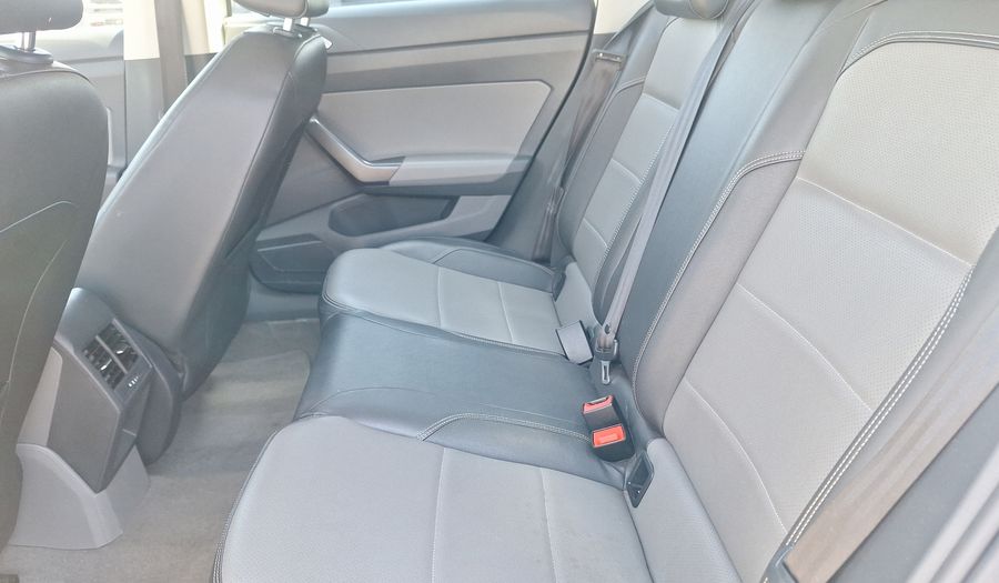 Volkswagen Virtus 1.6 HIGHLINE Sedan 2019