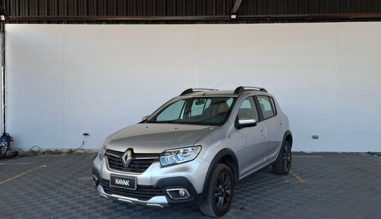 Renault • Sandero Stepway