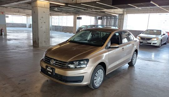 Volkswagen • Vento