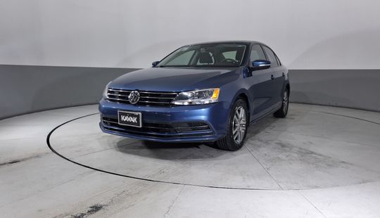 Volkswagen • Jetta
