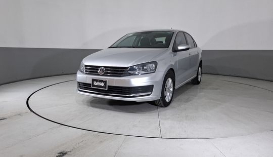 Volkswagen • Vento