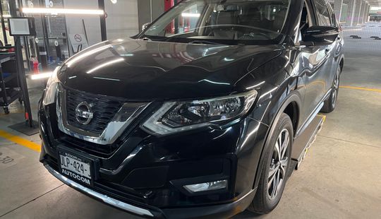 Nissan • X-Trail