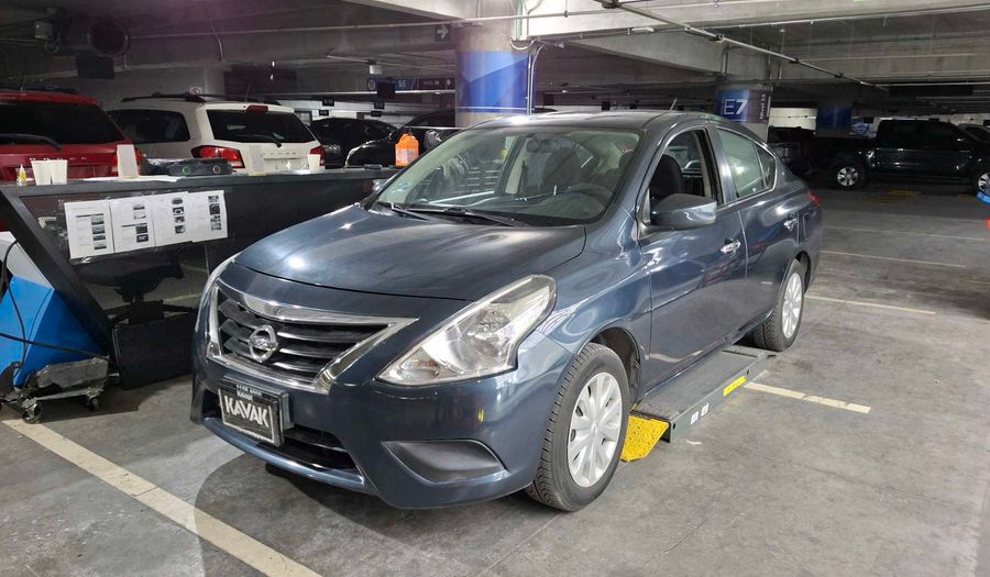 Nissan Versa 1.6 SENSE TM AC Sedan 2015