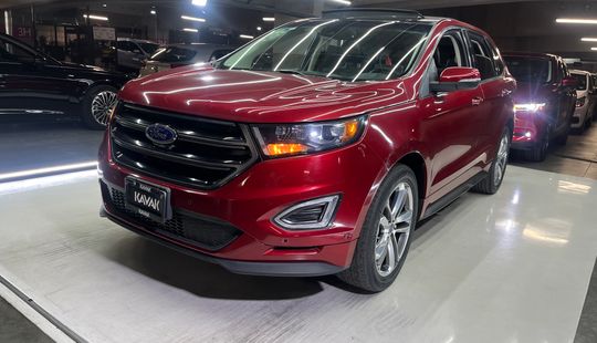 Ford • Edge