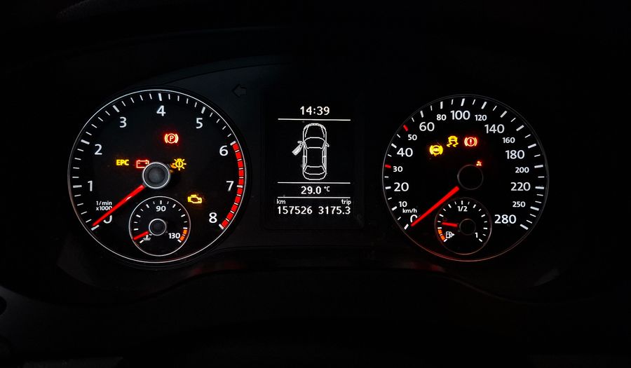 Volkswagen Vento 2.5 LUXURY Sedan 2012