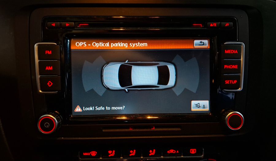 Volkswagen Vento 2.5 LUXURY Sedan 2012