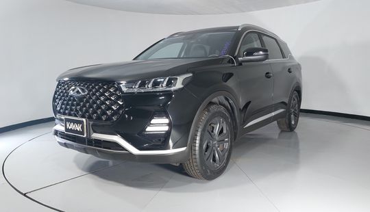 2023 • 42,600 km • Automático