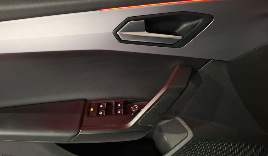 Seat Leon 1.4 FR AUTO Hatchback 2022