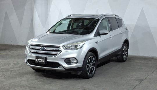 Ford • Escape