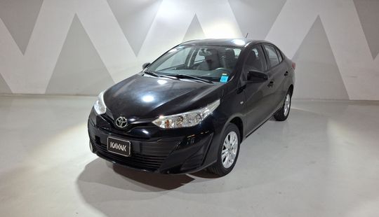 Toyota • Yaris