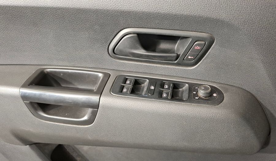 Volkswagen Amarok 2.0 TDI 140CV TRENDLINE 4X2 Pickup 2017