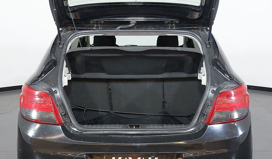 Chevrolet Onix 1.4 SPE/4 LT Hatchback 2016