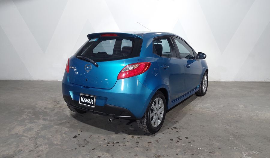 Mazda 2 1.5 TOURING TM Hatchback 2012