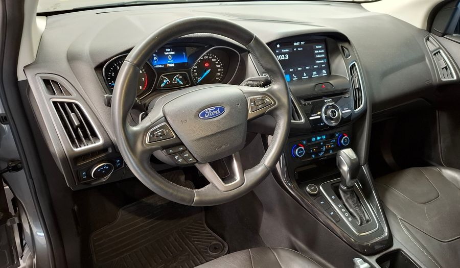 Ford Focus Iii 2.0 TITANIUM POWERSHIFT Hatchback 2016