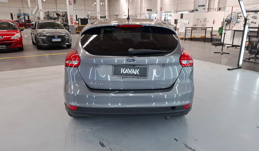 Ford Focus Iii 2.0 TITANIUM POWERSHIFT Hatchback 2016
