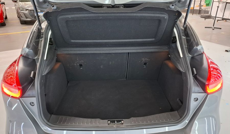 Ford Focus Iii 2.0 TITANIUM POWERSHIFT Hatchback 2016