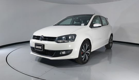 Volkswagen • Polo