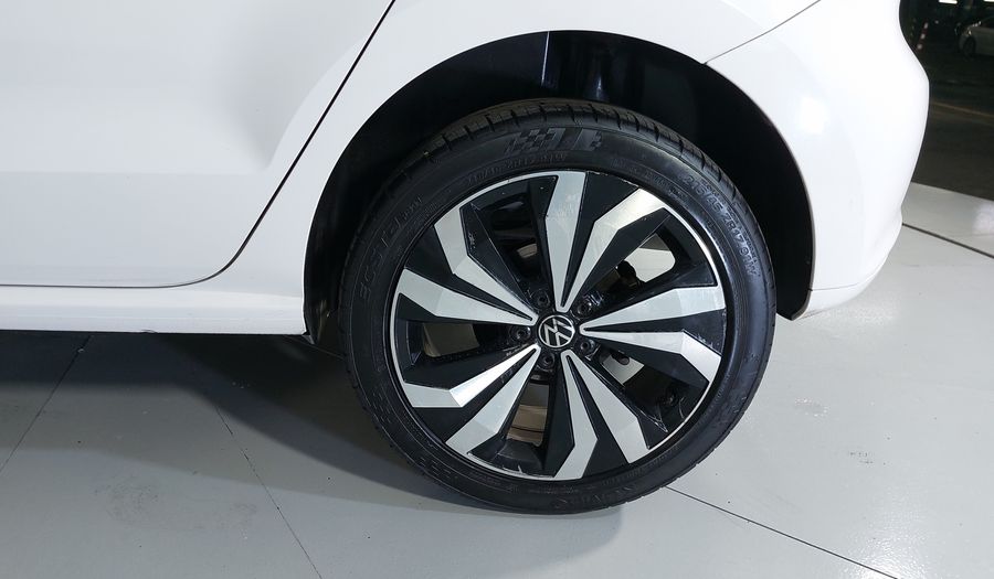 Volkswagen Polo 1.2 HIGHLINE MT Hatchback 2014