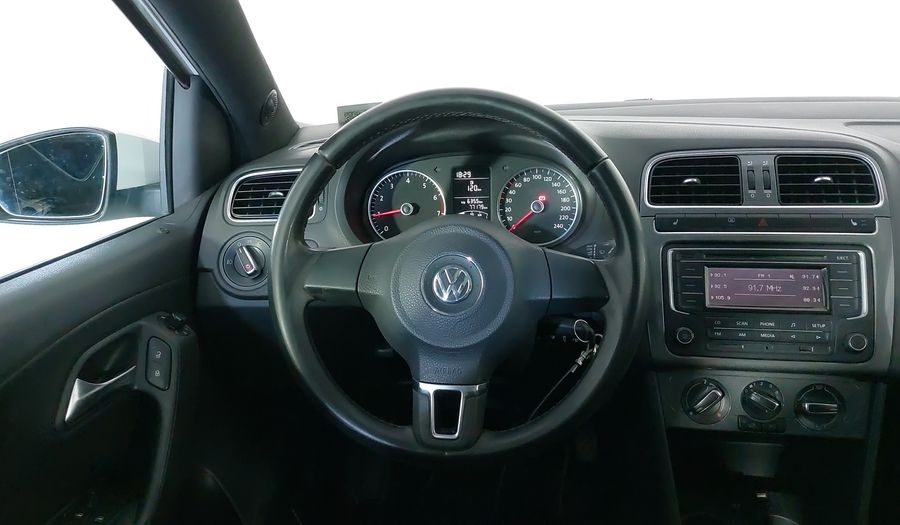 Volkswagen Polo 1.2 HIGHLINE MT Hatchback 2014