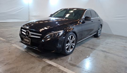 Mercedes Benz • Clase C