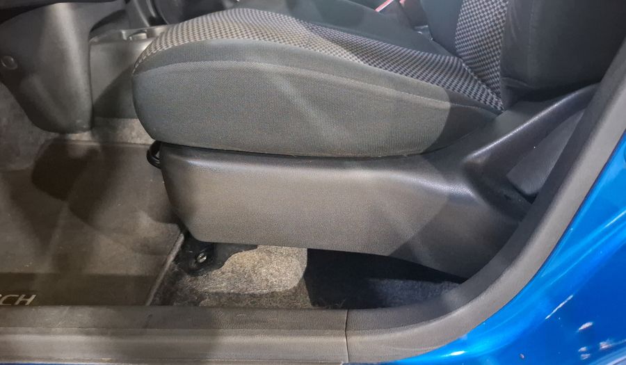 Nissan March 1.6 SENSE Hatchback 2019