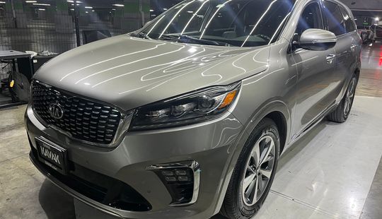 Kia • Sorento