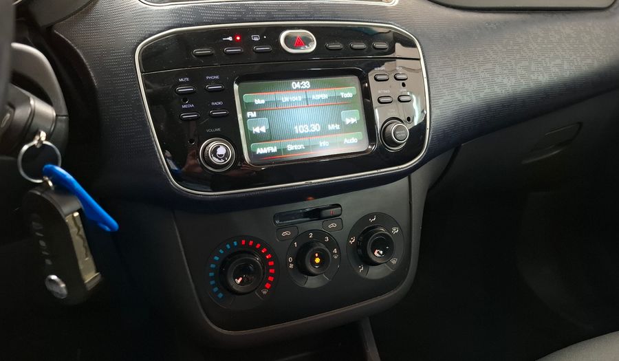 Fiat Punto 1.4 ATTRACTIVE 5P Hatchback 2015