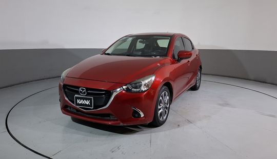 Mazda • Mazda 2