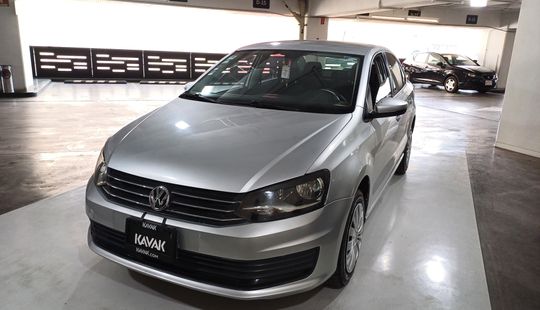 Volkswagen • Vento