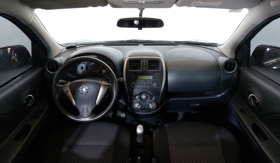 Nissan March 1.0 SV Hatchback 2017