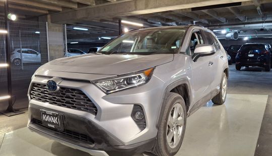 Toyota • RAV4