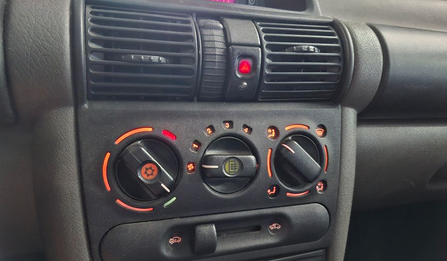 Chevrolet Classic 1.4 LT SPIRIT Sedan 2012