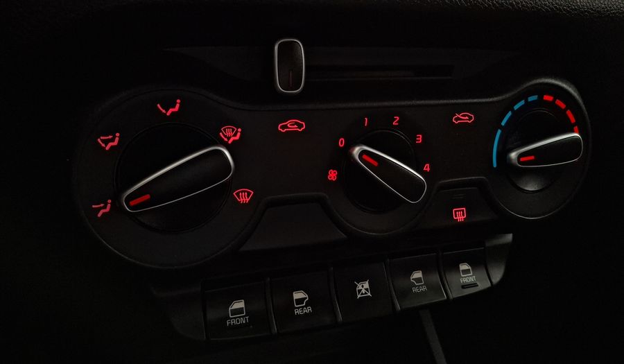 Kia Soluto 1.4 LX Sedan 2022