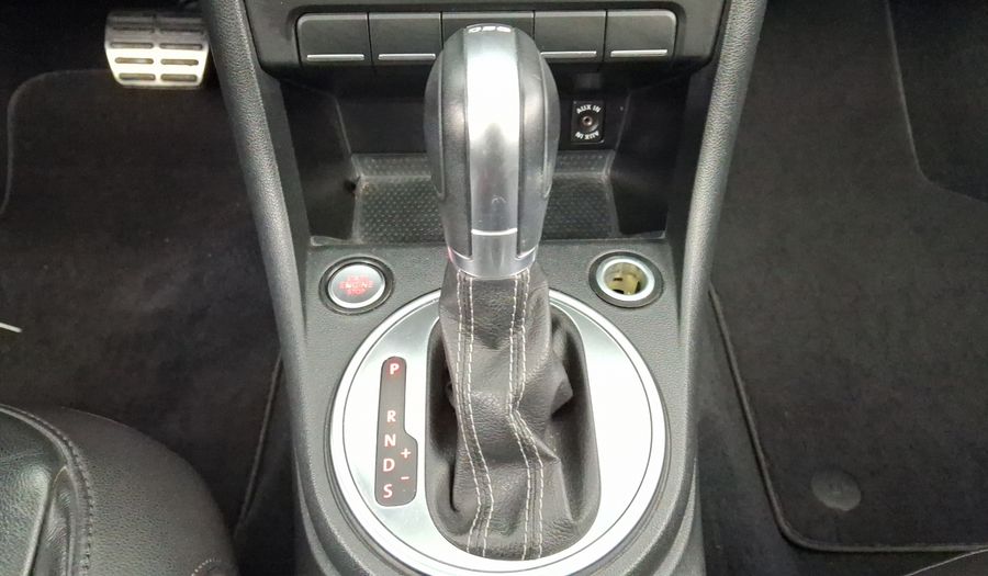 Volkswagen Beetle 2.0 TURBO R- LINE DSG Hatchback 2015