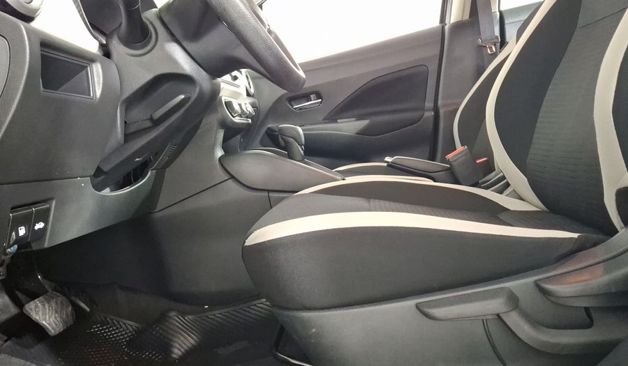 Nissan Versa 1.6 ADVANCE CVT Sedan 2022