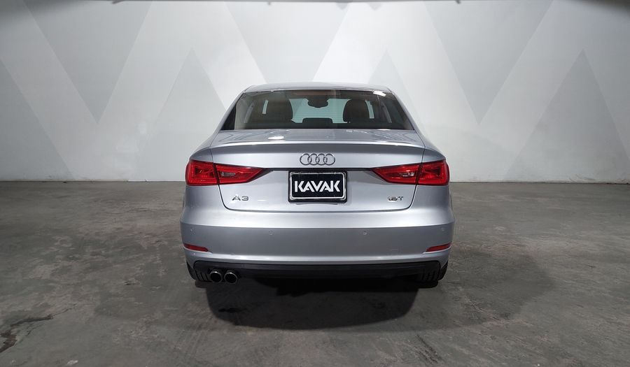 Audi A3 1.8 TFSI ATTRACTION S TRONIC Sedan 2015