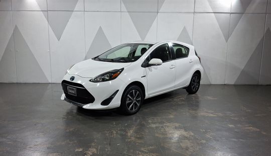 Toyota • Prius C