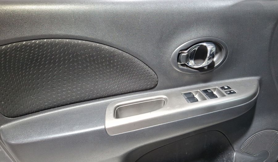 Nissan March 1.6 ADVANCE AT Hatchback 2016