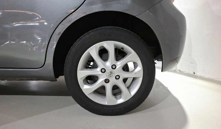 Nissan March 1.6 ADVANCE AT Hatchback 2016