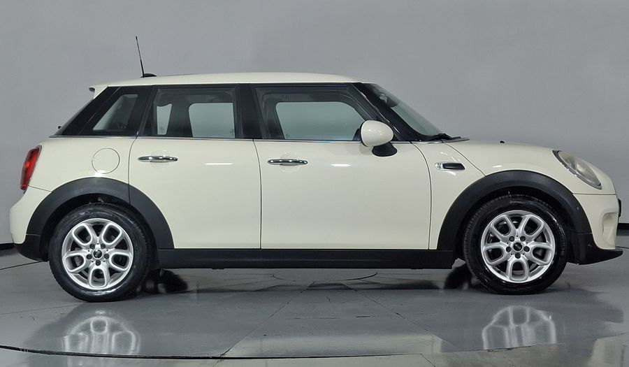 Mini Cooper 1.5 COOPER PEPPER AT Hatchback 2015