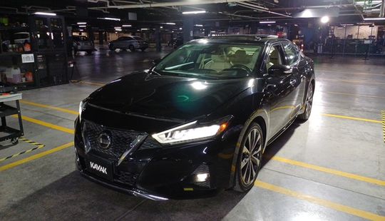 Nissan • Maxima