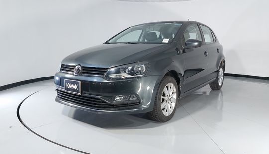 Volkswagen • Polo