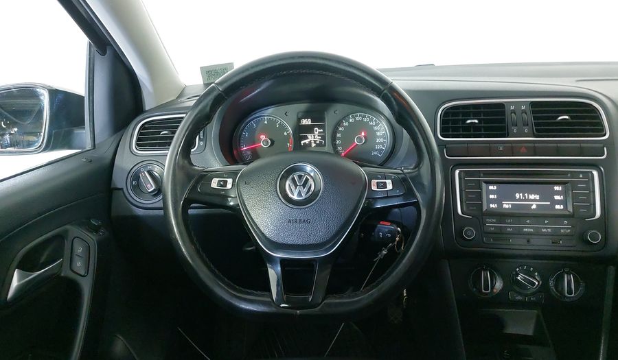 Volkswagen Polo 1.6 STD. Hatchback 2018