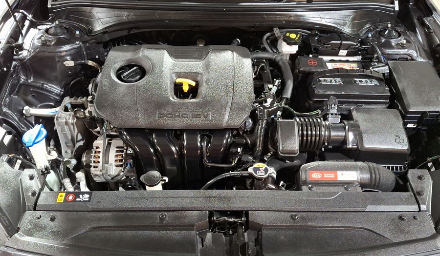 Kia Forte 2.0 EX IVT Hatchback 2021