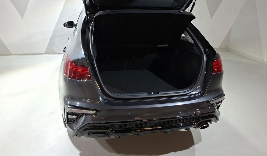 Kia Forte 2.0 EX IVT Hatchback 2021