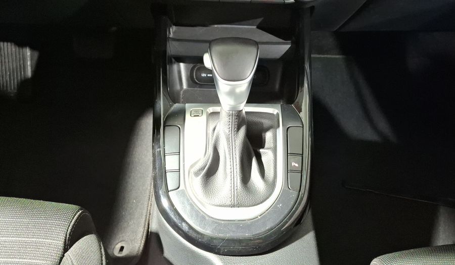 Kia Forte 2.0 EX IVT Hatchback 2021