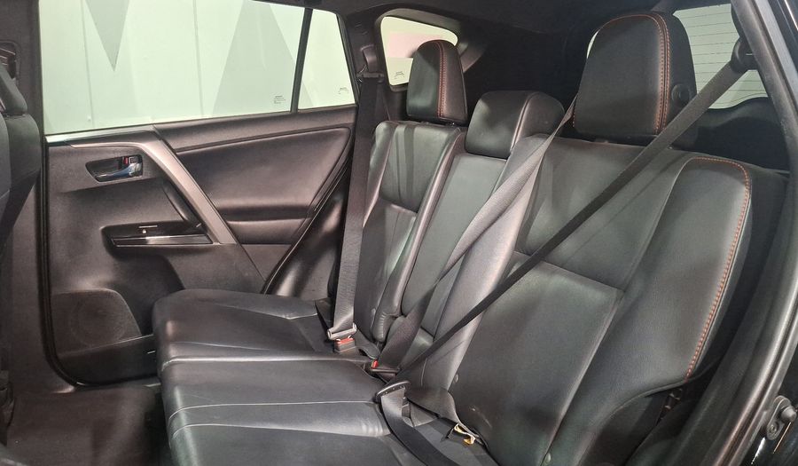 Toyota Rav4 2.5 L4 SE 4WD AT Suv 2017