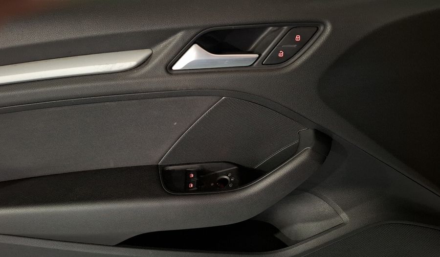 Audi A3 1.4 TFSI AMBIENTE S TRONIC Hatchback 2015